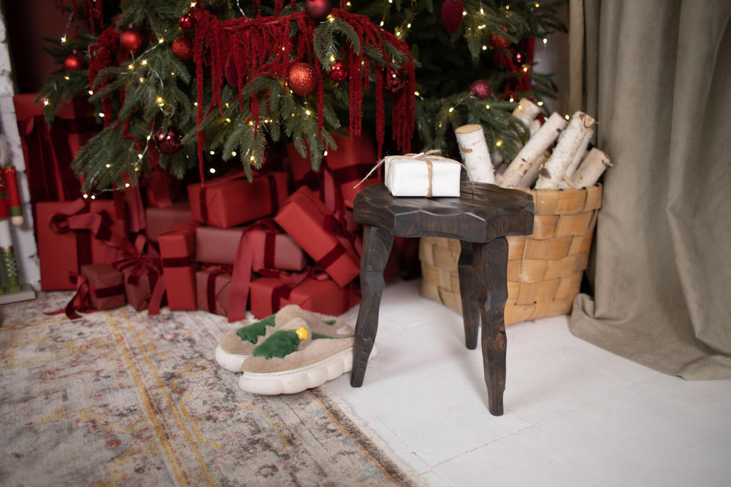 Rustic wood hat stand, wooden pedestal for statuettes, handmade holiday decor