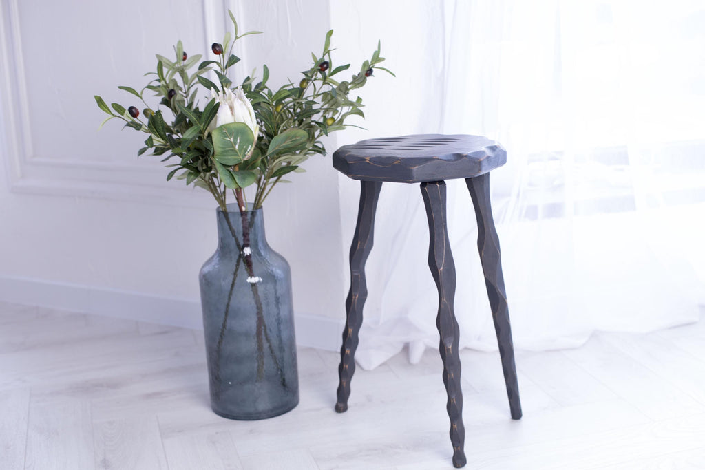Wood hat stand, rustic wooden pedestal for hats or statuettes, handmade decor