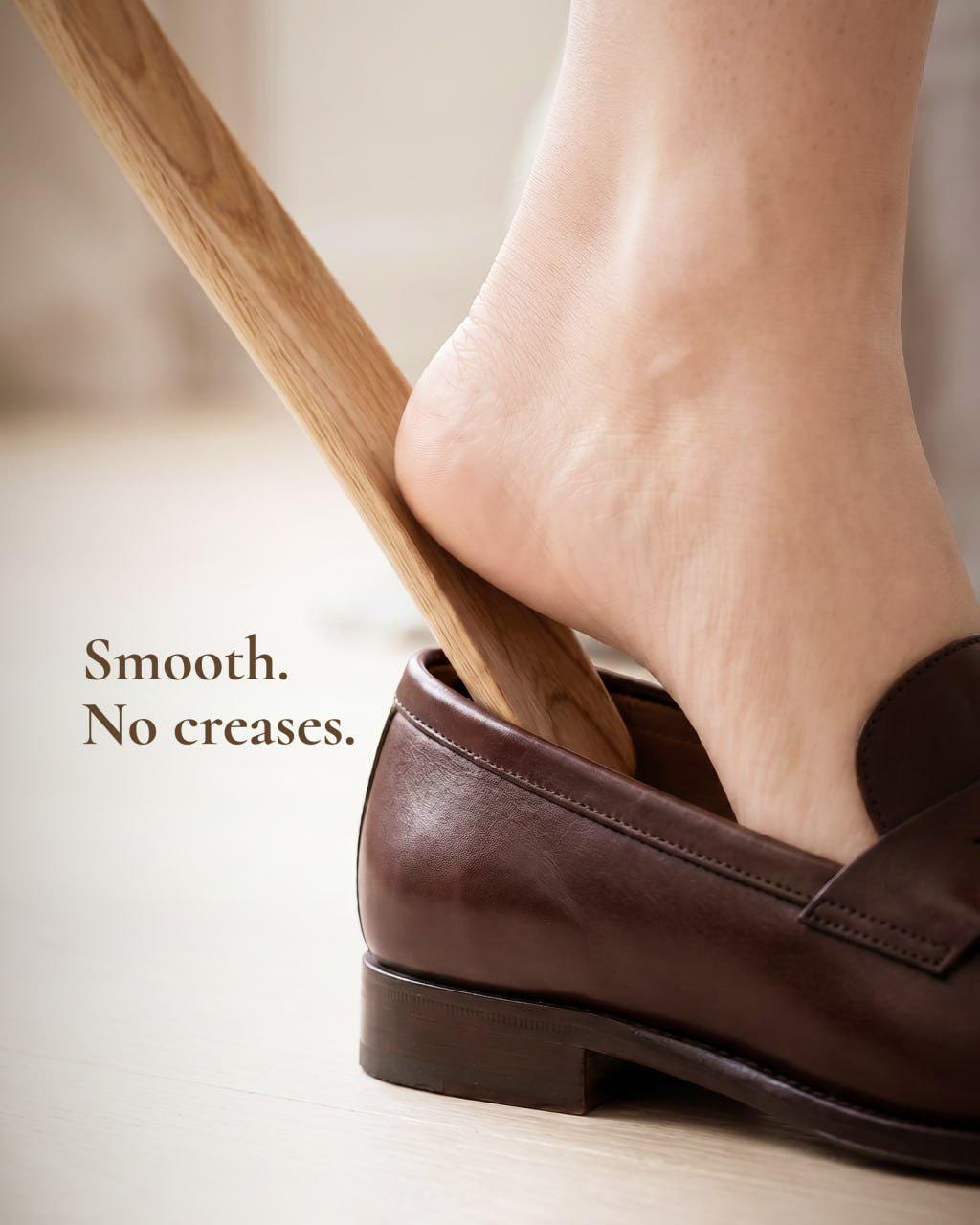 Oak Wooden Shoehorn, Entryway Accessory, Boot Helper, Rustic Hallway Accent